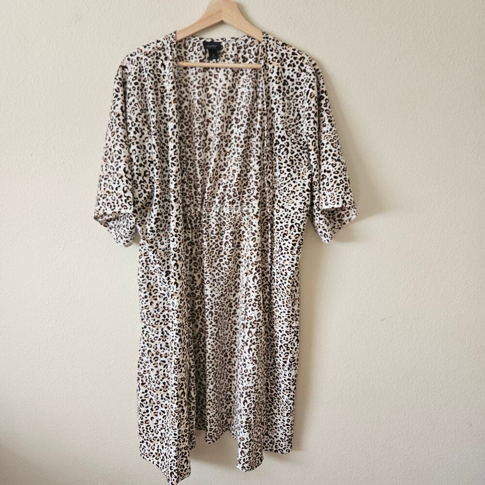 Daytrip Animal Print Kimono Medium - Picture 2 of 8